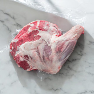 Épaule entière d'agneau du Québec